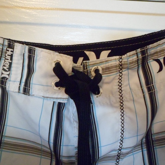 Men's Hurley Board Shorts White/Blk Plaid - Picture 5 of 7